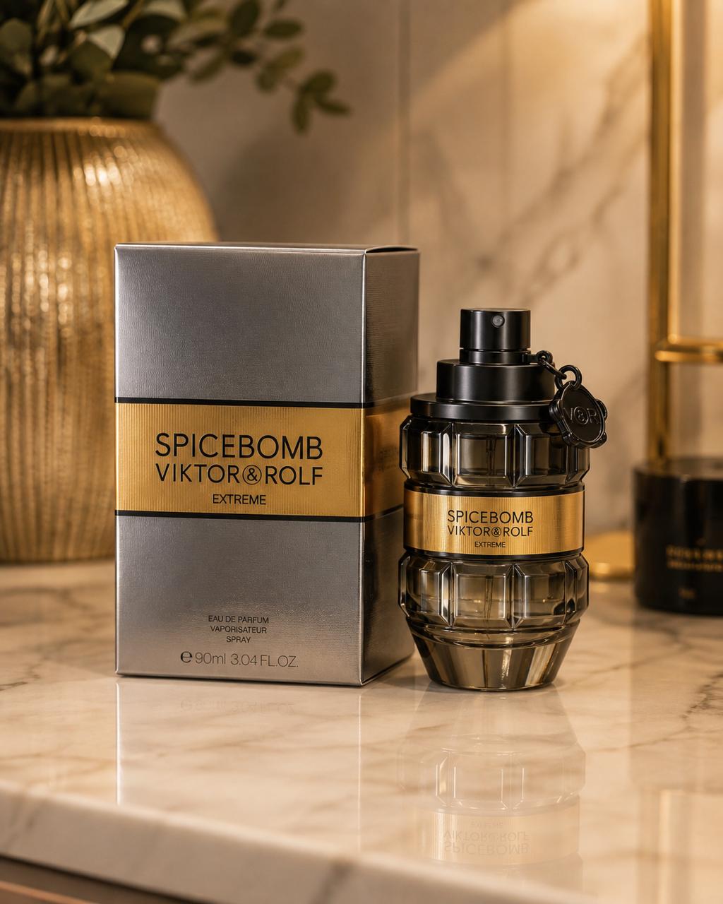Perfume Viktor & Rolf Spicebomb Extreme Eau de Parfum Masculino 90ml Original